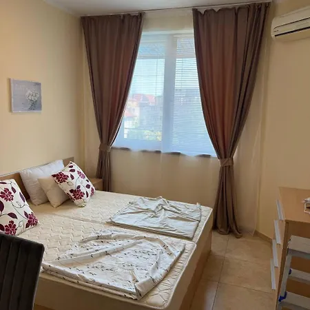 דירה Apollo 4 The Place For Families With Children נסבר